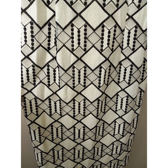Nine West Ivory/black Geometric Sleeveless‎ Beaded Neck Dress Size 4 - Picture 5 of 13